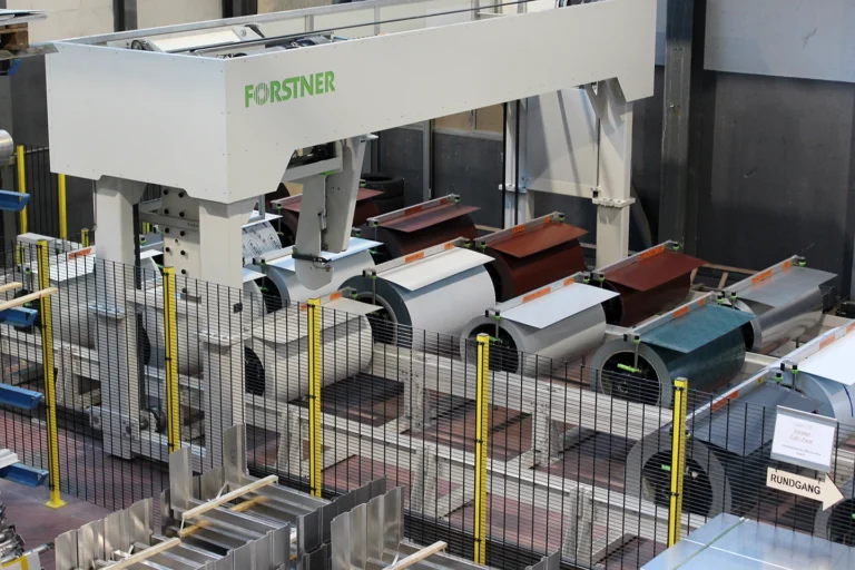 The Metal Industry Gears Up: 7 Clear Trends Shaping Sheet-Metal Fabrication 2025–2026